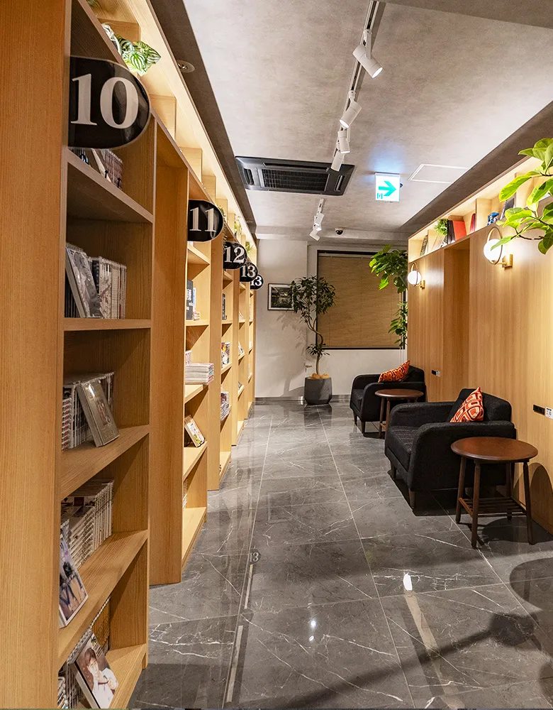 グランカスタマ上野のラウンジ