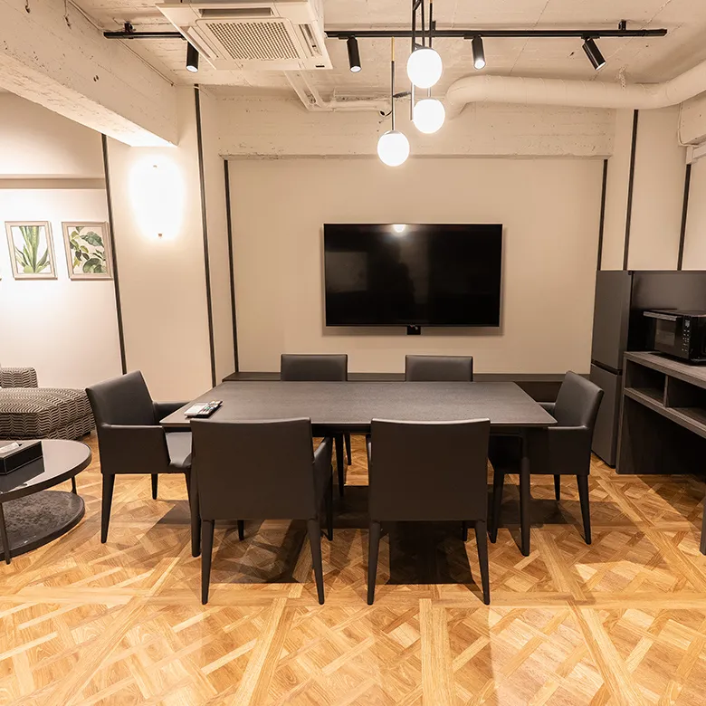 Villa Customa上野:5F 《 翠 》SUIのキッチン＆ダイニング