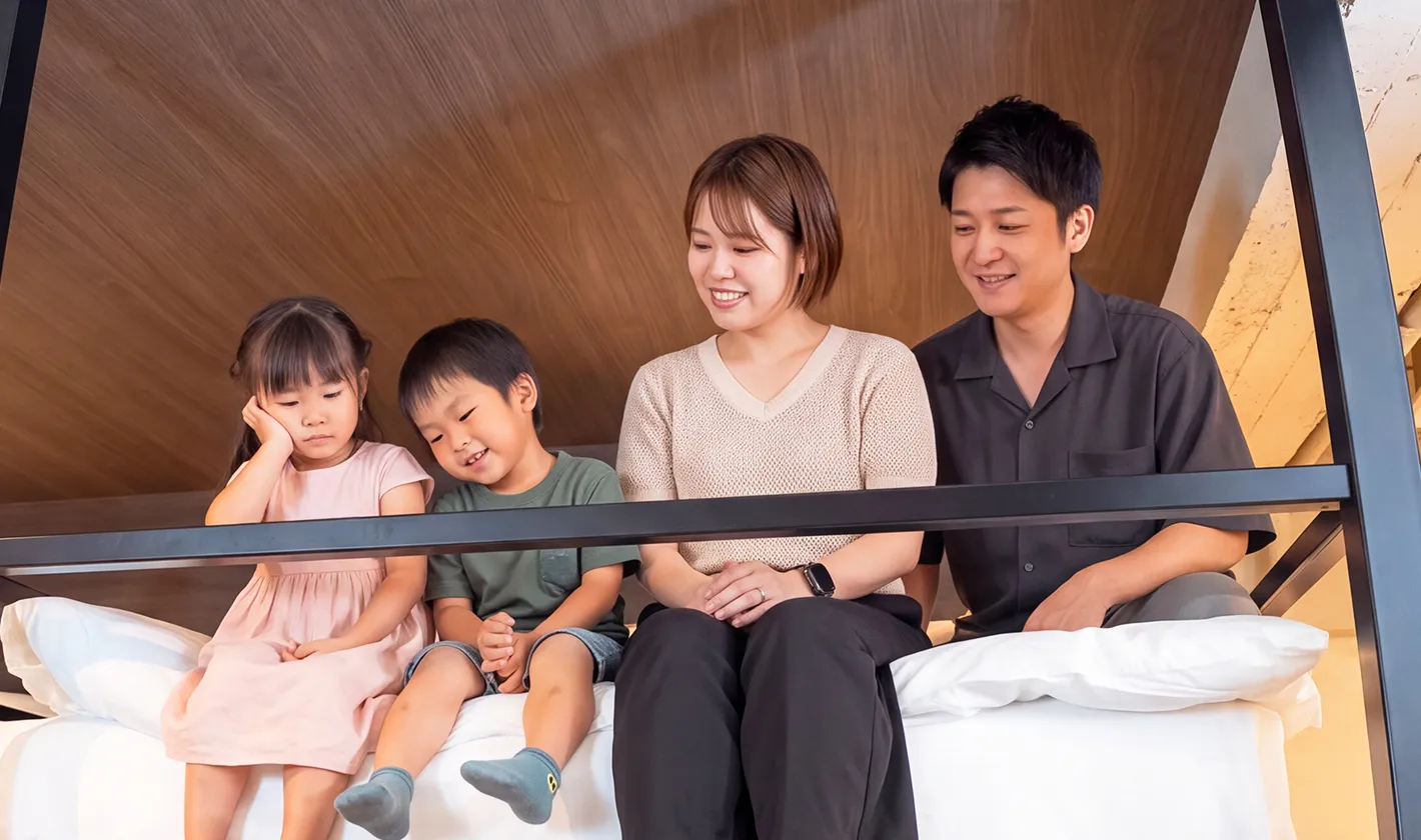 ベッドはダブルの2段ベッドが2つあり、最大8人と大人数で宿泊可能です。