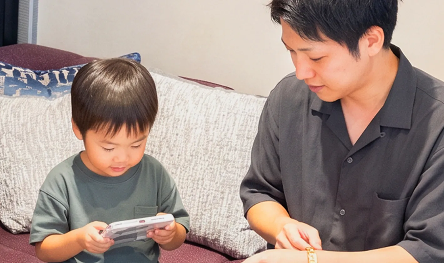 リビング部分と窓脇にはソファがあり、くつろぐことが出来ます