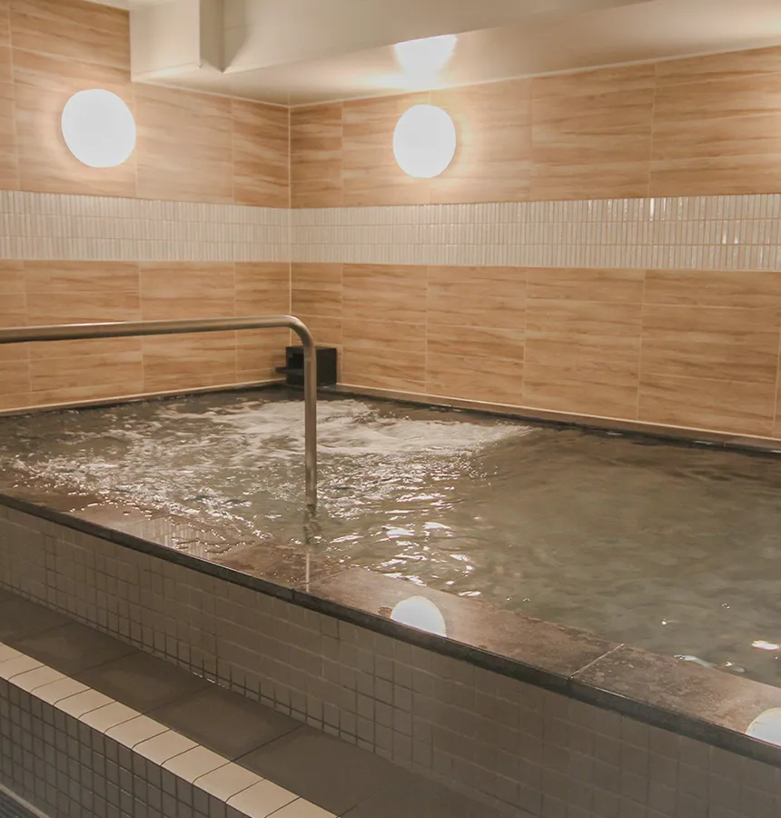 グランカスタマ上野の湯船